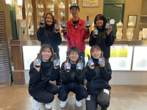 FCふじざくら山梨が富士桜高原麦酒とビールを開発
選手がアイデアを出し、仕込みやボトル詰め作業にも参加